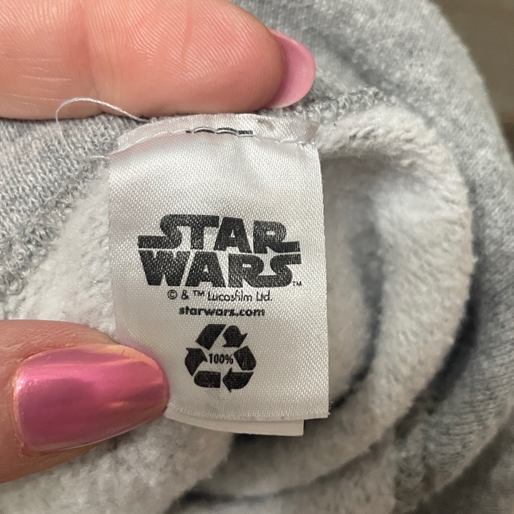 Disney The Mandalorian "The Child" (Grogu/Baby Yoda) grey crewneck sweatshirt- S - Picture 5 of 5